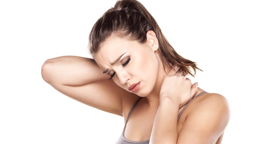 Cervicalgia: attenzione a postura, stress e umidità Cervicalgia: attenzione a postura, stress e umidità